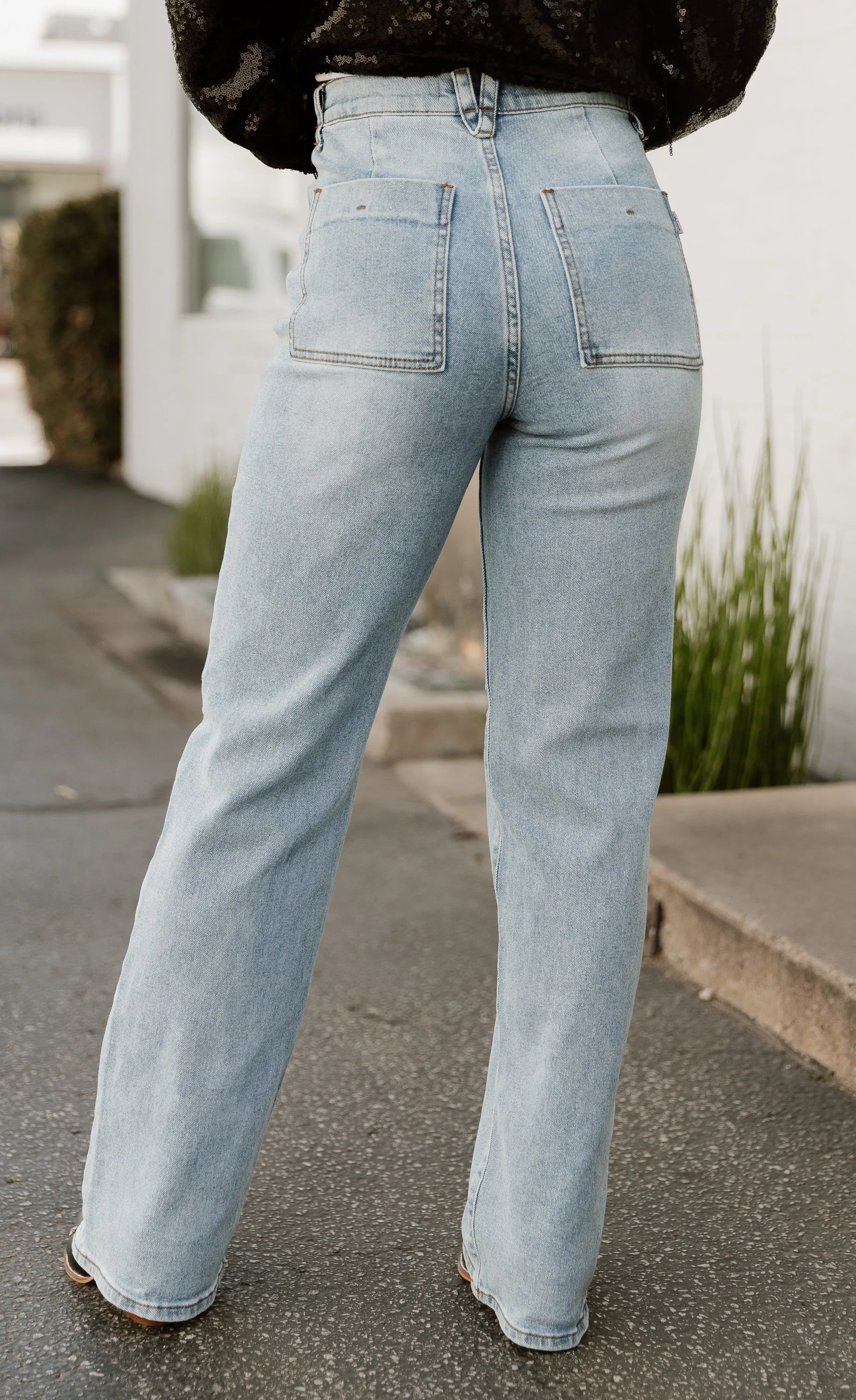 BELTED BELLE DENIM JEANS