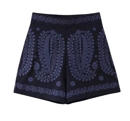 Dania Floral Embroidery Linen Shorts - 2 Colors