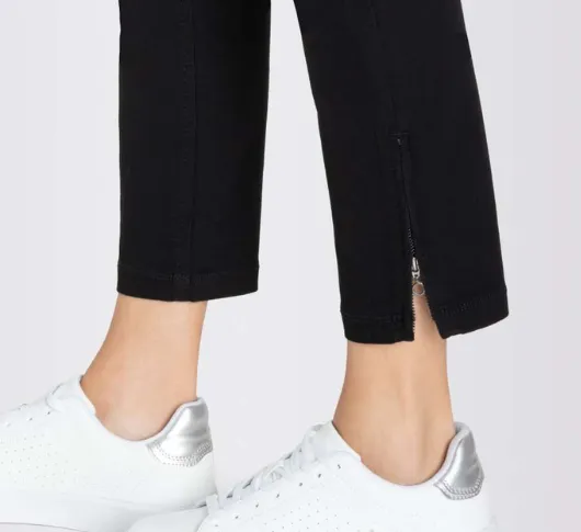 MAC JEANS - Dream Chic Cropped Jeans with Zip Detail in Black