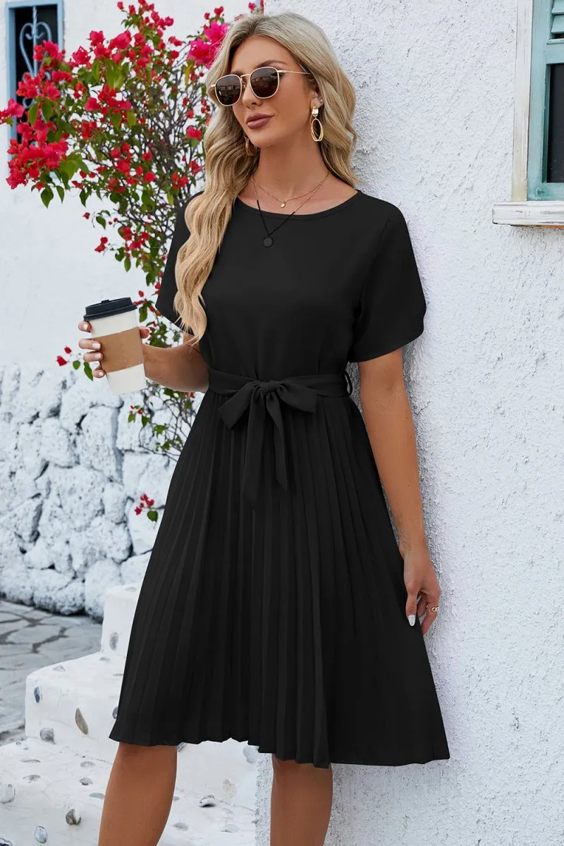 Summer Spell Casual Short Sleeve Midi Pleated Dresses