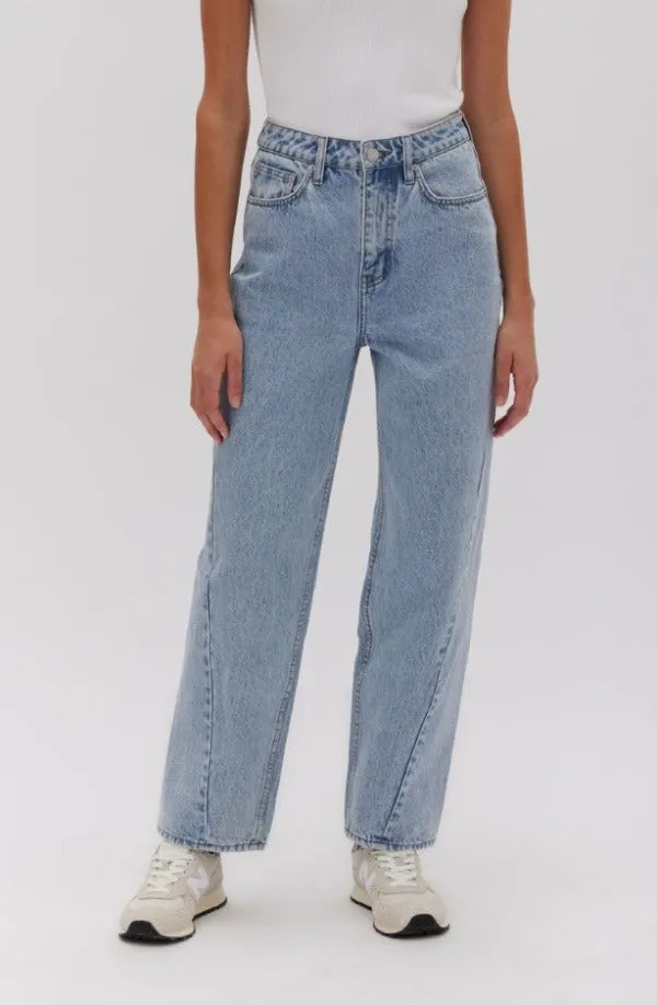 Twisted Seam Straight Leg Jean Lightstone